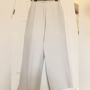 Silk  pants, Liz Claiborne NWT fully Lined, color pastel hues. Luxurious, soft